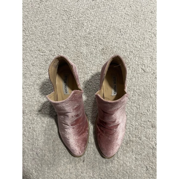 Steve Madden Pink Velvet Ankle Booties - Picture 11 of 11